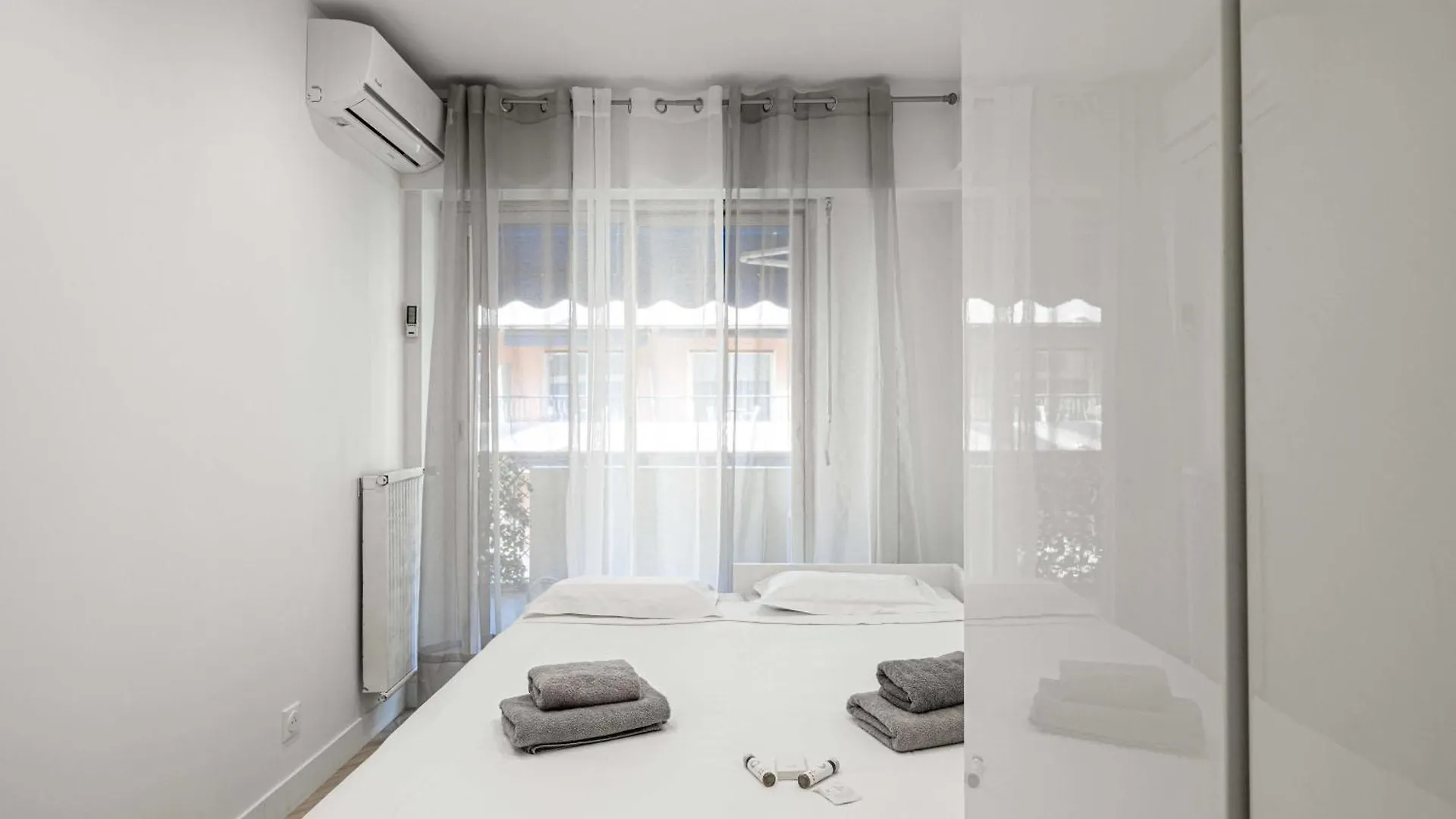 Gorgeous Apartment - Near Beach - 2Br-6P Antibes